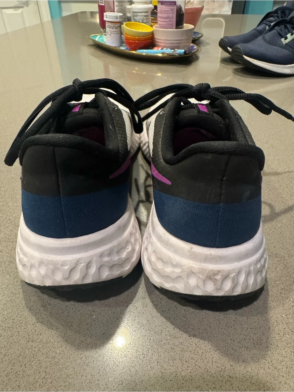 Nike Revolution Women’s Running Shoes Size 8